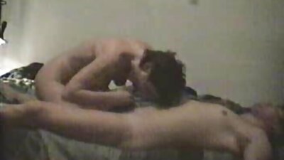 幸运的家伙中出他的热女朋友毛茸茸的猫