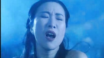 我操了我的邻居 19 岁处女女儿