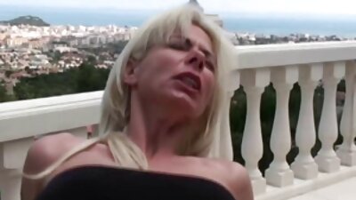 青少年被骗制作了这个性爱视频